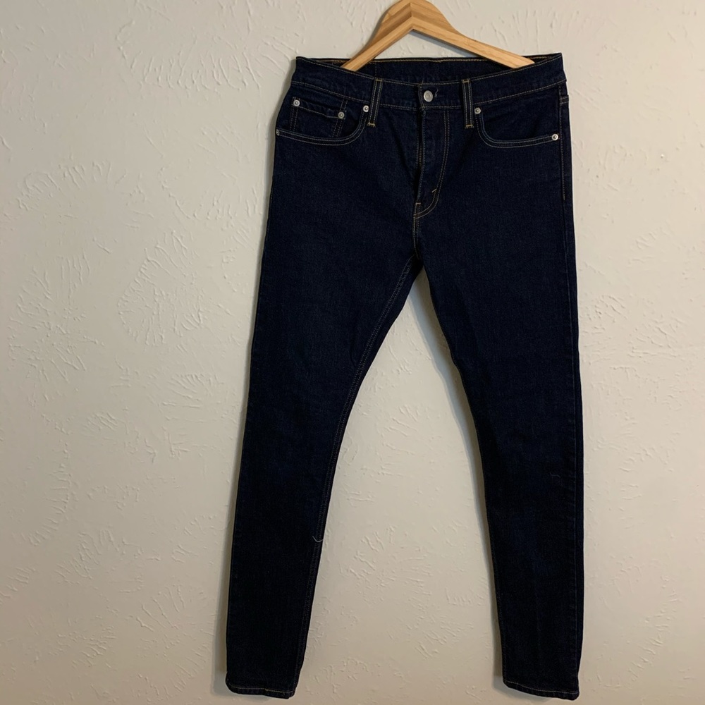 Levi’s 512 Dark Wash Jeans 32x36